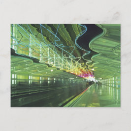 Neonbelysning i korridoren för O'hare Airport. Vykort