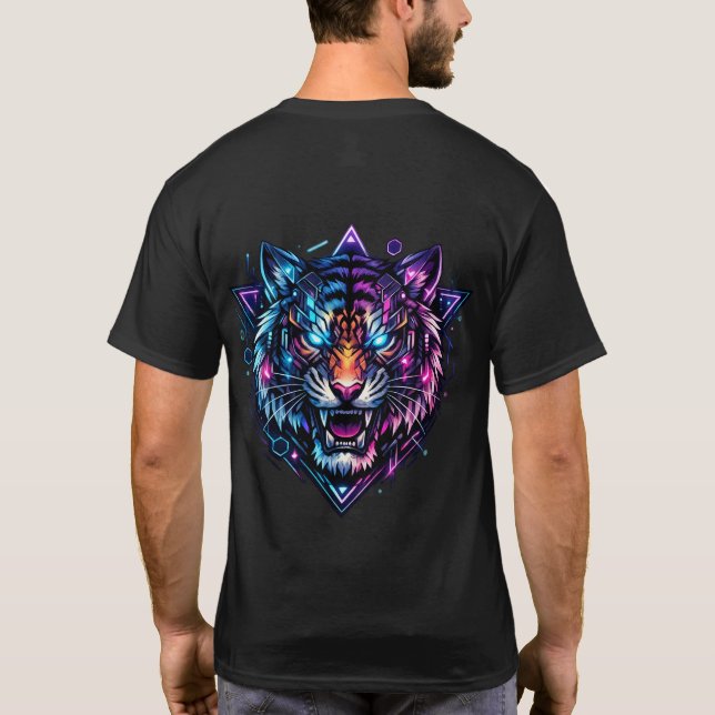 NeonClaw Cyber Tiger Grafisk T-Shirt  (Baksida)