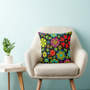 Neonfärger på svart retro blommigt sömlöst mönster kudde