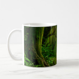 Nepal djungel med floddjungel, skog, mark, flod. kaffemugg