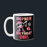 Nephew of the Birthday Girl Funny Dabbing Donut Kaffemugg<br><div class="desc">Nephew of the Birthday Girl Funny Dabbing Donut Fars dag Gift. Perfekt-gåva till pappa,  mamma,  pappa,  manar,  kvinnor,  vänner och familjemedlemmar på Thanksgiving Dag,  juldag,  Mors dag,  Fars dag,  4 juli,  1776 Oberoende dag,  veterandagen,  Halloween D,  Patrick's Day</div>