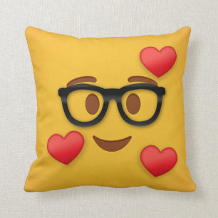 Nerd emoji med hjärtrunda kuddar