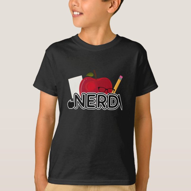 Nerd - Logotyp Tee Shirt (Framsida)