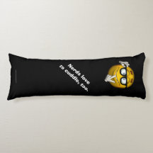 "Nerds Kärlek to Cuddle, också" [a2]