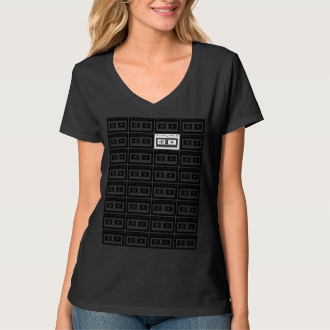 Nerdy Leonard Retro Cassette Rock Music Student Te T Shirt (Framsida)
