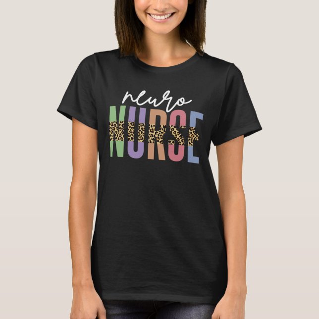 Neuro Nurse cheetah RN-sjuksköterskeuppskrivningsg T Shirt (Framsida)