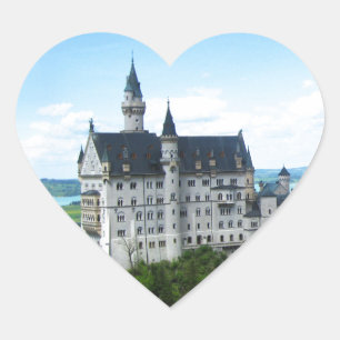 Neuschwanstein panorama hjärtformat klistermärke