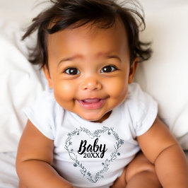 Neutral announce the pregnancy with the body t shirt