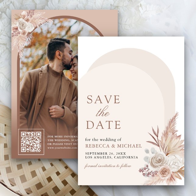 Neutral Beige Blommig Pampas Båge Foto QR-kod Spara Datumet (Skapare uppladdad)
