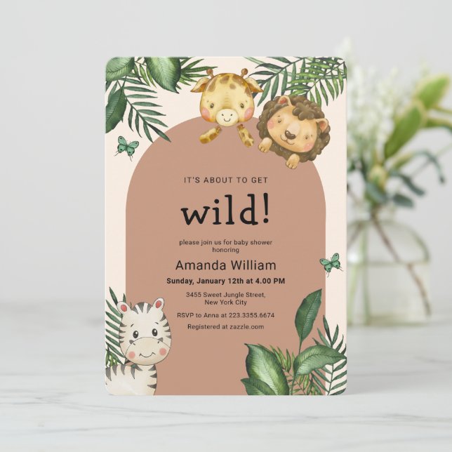 Neutral Boho Arch Wild Sarafi Animals Baby Shower Inbjudningar (Stående Fram)