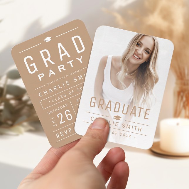 Neutral Modern Typografi Foto Examen Inbjudan (Neutral Modern Typography Photo Graduation Invite)