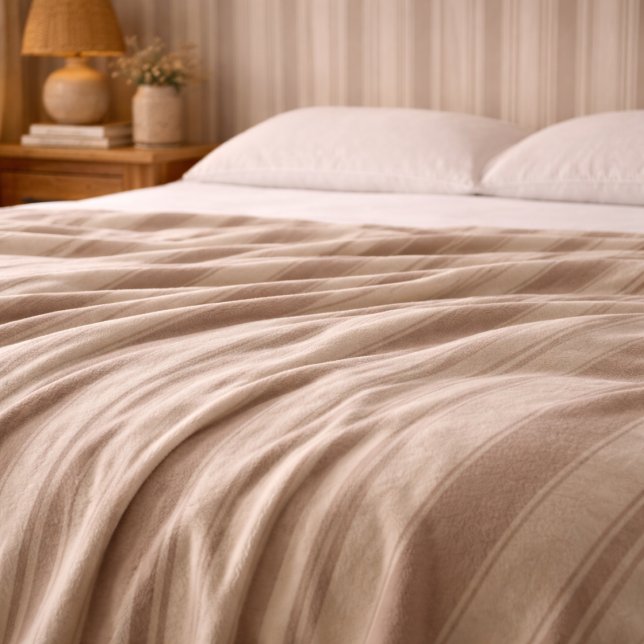 Neutral rustic lantgårdsrandig beige & taupe fleecefilt (Skapare uppladdad)