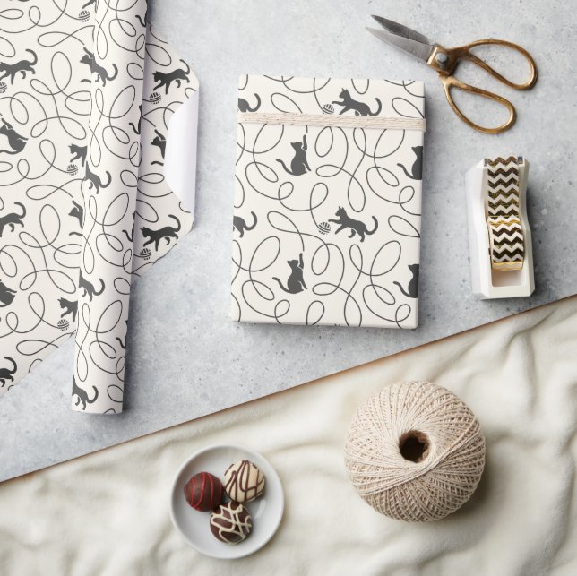 Neutral svart katt och garnbollsmönster presentpapper (Hantverk)
