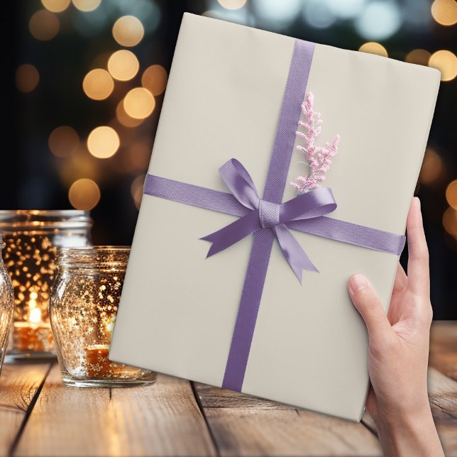 Neutralt Elegant Ivory White - Wrapping Papper Presentpapper (Skapare uppladdad)