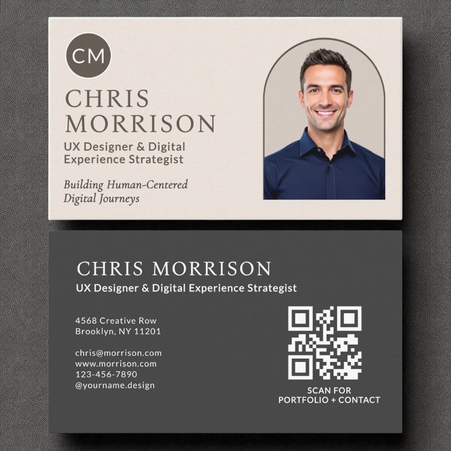 Neutralt Monogram Professionell QR-kodfoto Visitkort (Skapare uppladdad)