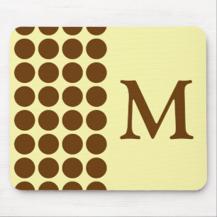 Neutralter med Nutmeg Cream Dots med monogram Musmatta