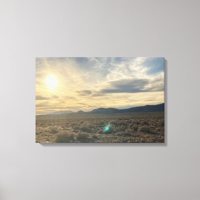 Nevada Desert Sunset – Golden Sky Over Horizon Canvastryck (Framsida)