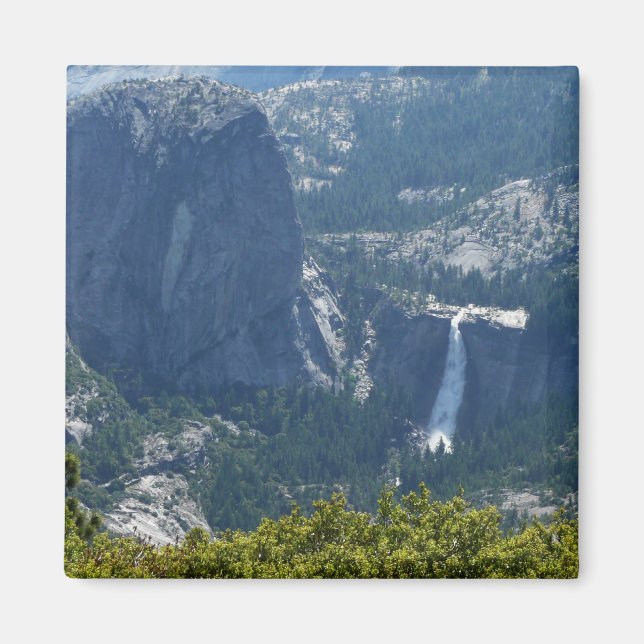 Nevada Falls från Panorama Trail Magnet (Framsidan)