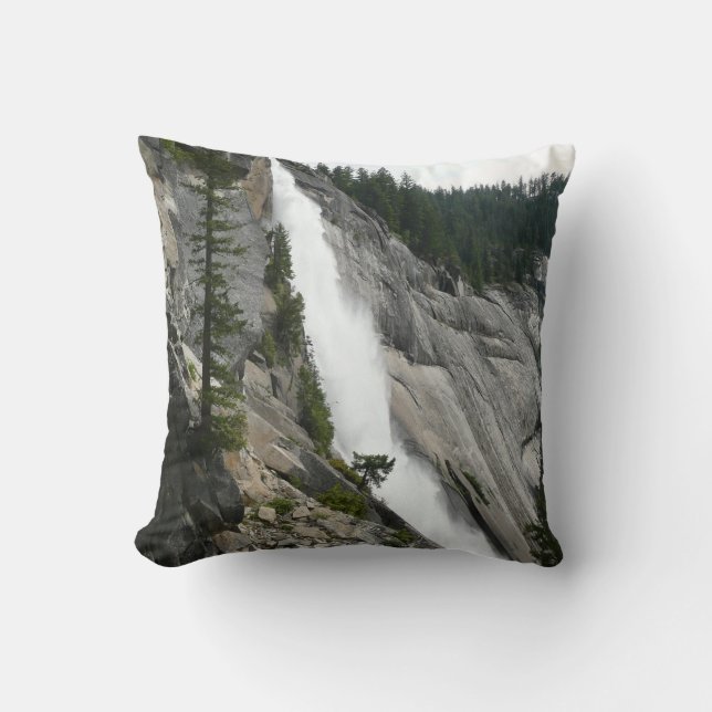 Nevada Falls i Yosemite National Park Kudde (Framsida)