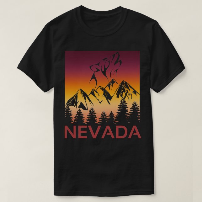 Neveda Sunset Varg Howling vid Måne Träd och M T Shirt (Design framsida)