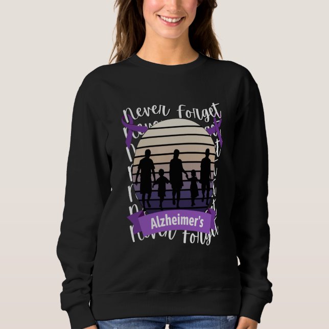 Never Forget Alzheimer's Awareness Retro Purple Fa T Shirt (Framsida)