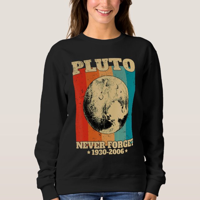 Never Forget Pluto Retro  Space Science T Shirt (Framsida)