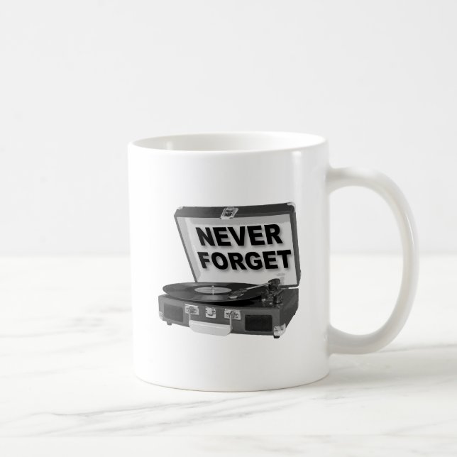 Never Forget Records Rolig Mugg (Höger)
