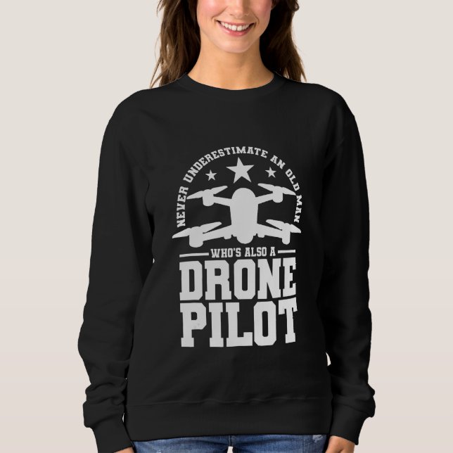 Never underestimate an old man who's also a drone  t shirt (Framsida)