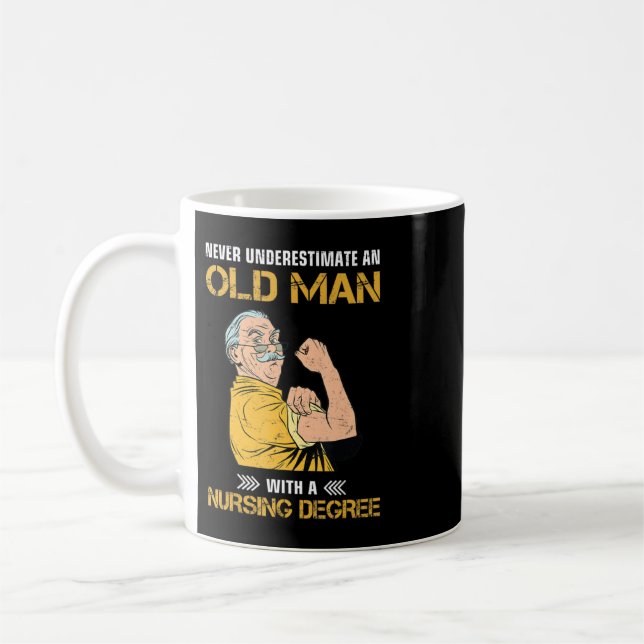 never underestimate an old man with nursing degree kaffemugg (Vänster)