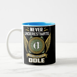 Never Underestimate The Power Of A Odle Två-Tonad Mugg