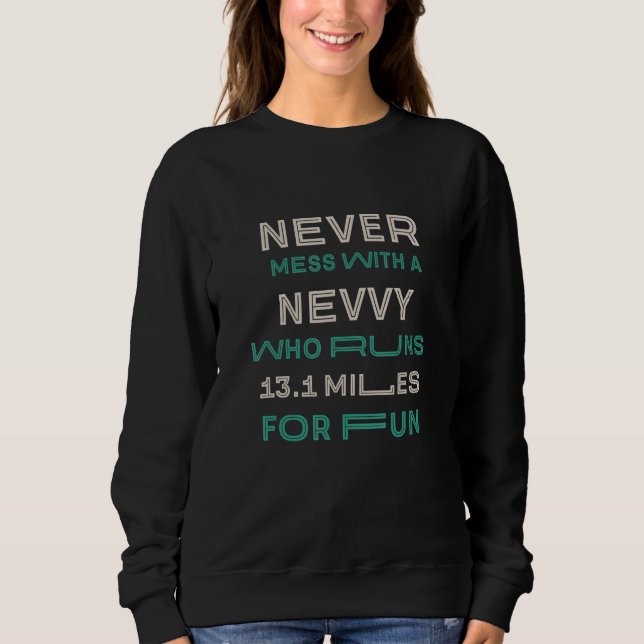 Nevvy som springer halvmaraton springande brorson  t shirt (Framsida)