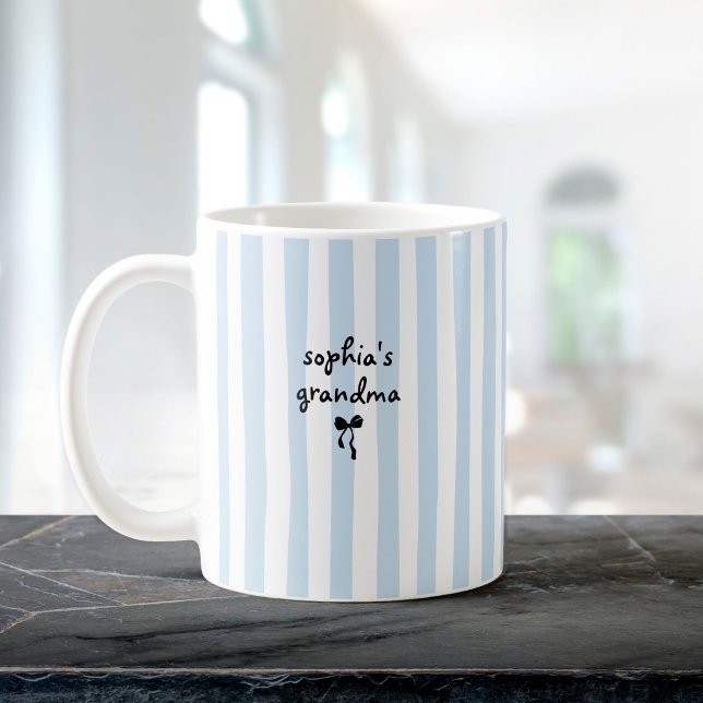 New Baby's Grandma Custom Name Light Blue Stripes Kaffemugg (Skapare uppladdad)