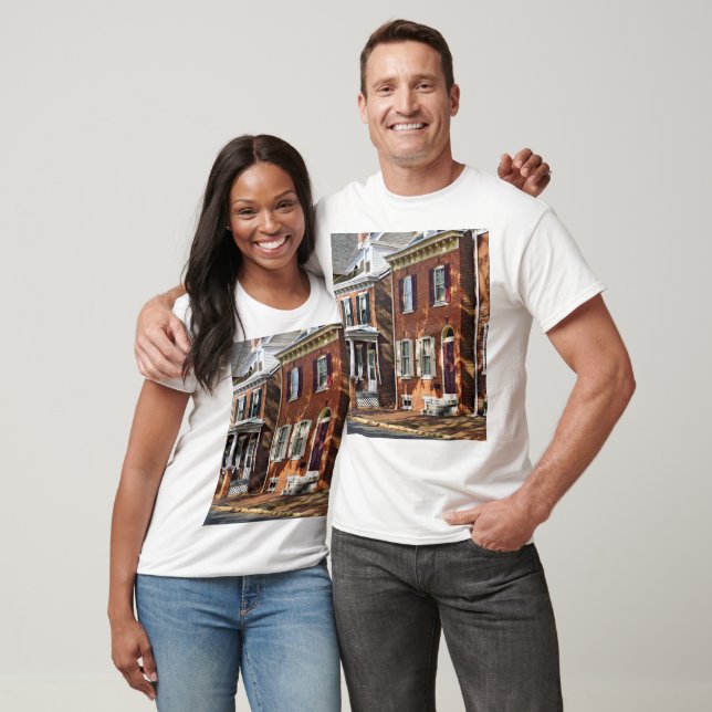 New Castle DE - Row of Townhouse T Shirt (Unisex)