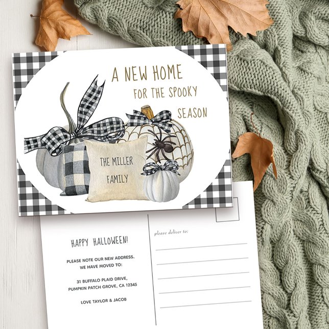 New Home for Spooky Season Farmhouse Halloween Helg Vykort (New address and Happy Halloween Postcard with stylish farmhouse porch decor)