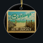 New jersey Beach Ornament Vintage resor<br><div class="desc">I den här Hälsning-vykortsdesignen från New jersey vintage finns en sandstrand med en vacker turkoshavet över vatten och över havet,  ett blå himmel med gigantiska vita moln. I vintage resor stil.</div>
