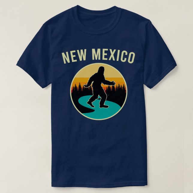 New mexico Bigfoot Hunting Sasquatch Hunter Squatc T Shirt (Design framsida)