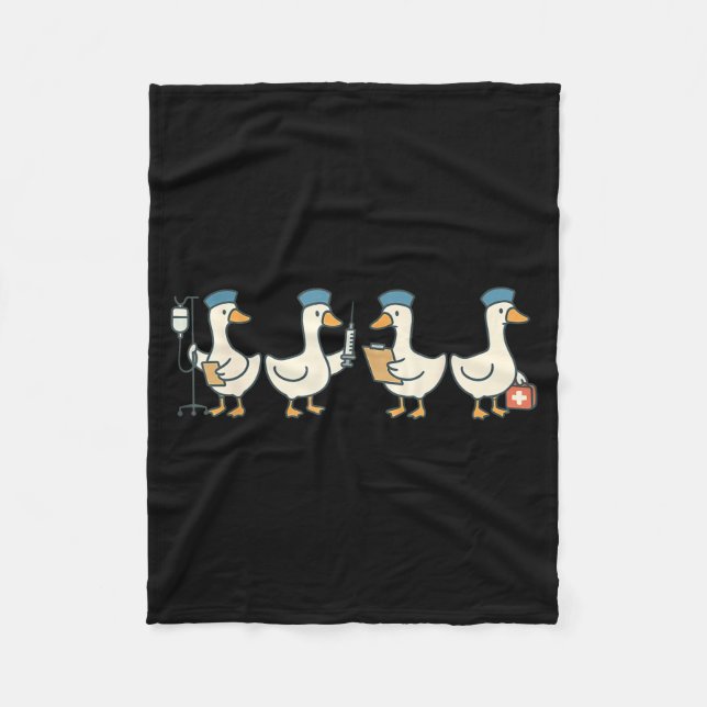 New nurse graduation goose school nursing  fleecefilt (Framsidan)