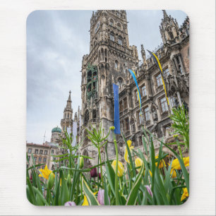 New Town Hall torn i München, Tyskland Musmatta