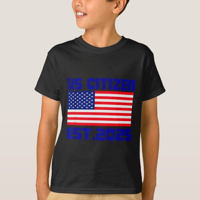 New Us Citizen Est 2025 American Immigrant Citizen T Shirt (Framsida)