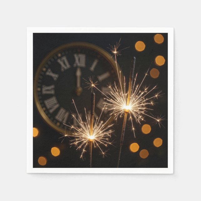 New Year Eve Sparklers On a Midnight Clock Pappersservett (Framsidan)