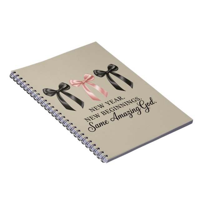 New Year New Beginnings Same Amazing God Religious Anteckningsbok (Högra Sidan)