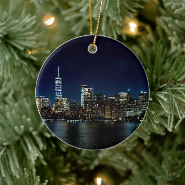 New York City Freedom Torn Skyline Julgransprydnad Keramik (Träd)