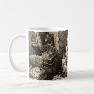 New York City Manhattan skyline - svart flygvy Kaffemugg