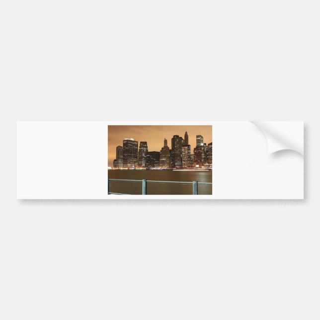 New York City Skyline på natten över vatten Bildekal (Framsidan)