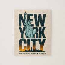 New York City Typography Frihetsgudinnan Skyline