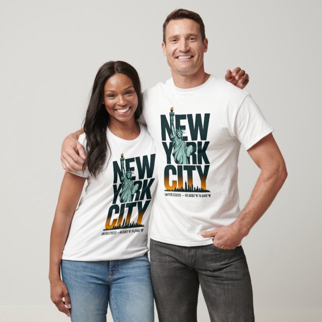 New York City Typography Frihetsgudinnan Skyline T Shirt (Unisex)