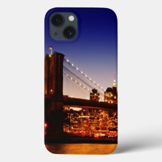 New York cityscape med bro över floden