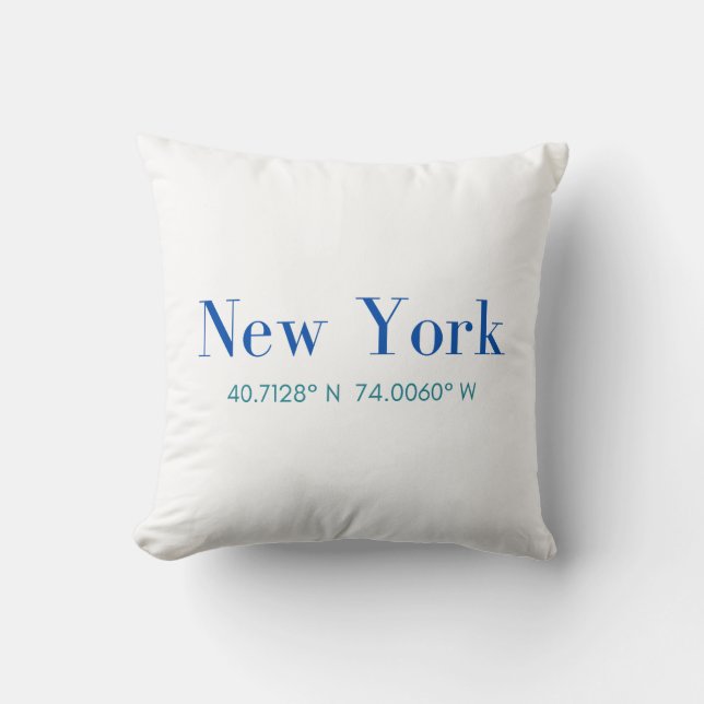 New York Cotton Pillow med GPS-koordinater Kudde (Framsida)