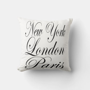 New York London Paris - Typography Slogan Kudde
