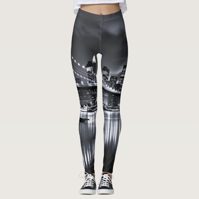 New York Skyline Brooklyn Bridge Monokrom Natt Leggings (Framsida)